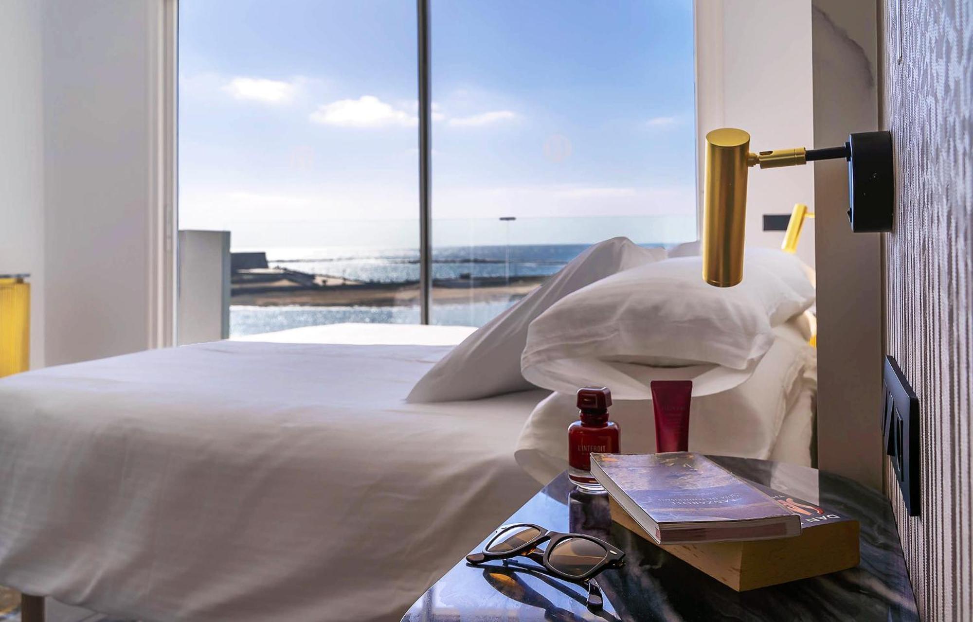 Blue Marina Suites - Boutique Apartments อาร์เรซิเฟ ภายนอก รูปภาพ