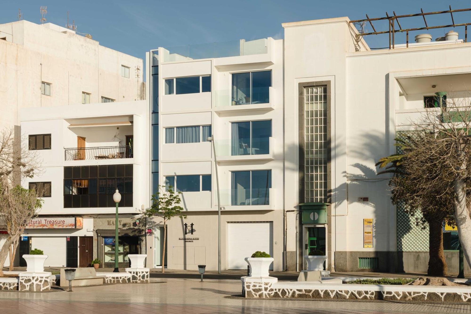 Blue Marina Suites - Boutique Apartments อาร์เรซิเฟ ภายนอก รูปภาพ