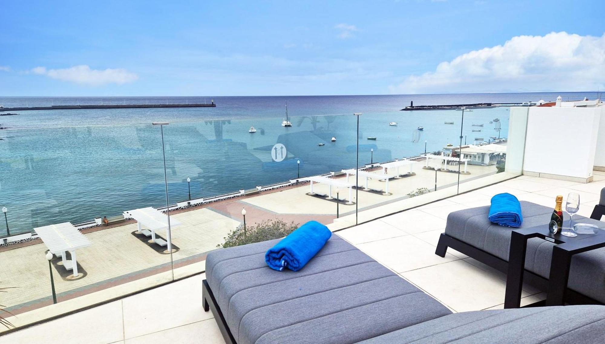 Blue Marina Suites - Boutique Apartments อาร์เรซิเฟ ภายนอก รูปภาพ